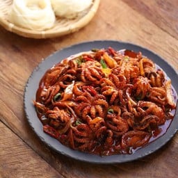 หมึกสายผัดซอสซีอิ๊ว