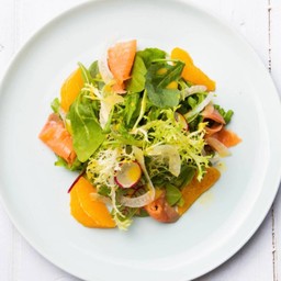 Smoked salmon salad