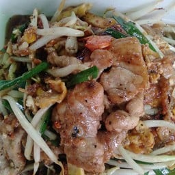 ผัดไท หมูหมัก