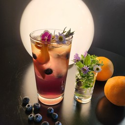 Dilmah Jasmine Green tea with Butterfly Pea flower and honey
