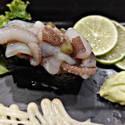 ข้าวปั้นทาโกะวาซาบิ