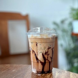 พรีเมี่ยม มอคค่า