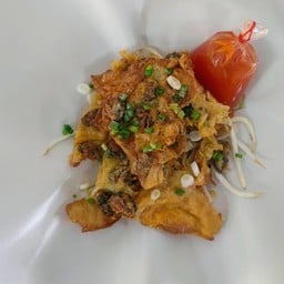 ผัดไท&ข้าวไข่ข้นMonchon ประชาอุทิศ90