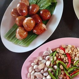 ไส้กรอกอีสานทอด