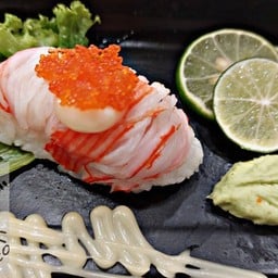 ข้าวปั้นปูเส้นสลัด