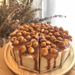 คาราเมลแมคคาเดเมียคอฟฟี่เค้ก