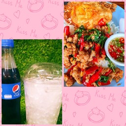 เซตข้าวกระเพราหมูสับไข่ดาว + เป๊ปซี่น้ำแข็งแก้วโอ่ง