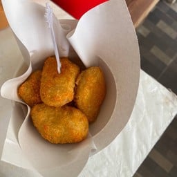 นักเก็ตไก่ L ได้ 12 ชิ้น