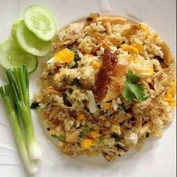 ข้าวผัดไก่