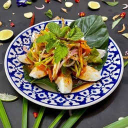 ยำไข่เค็ม