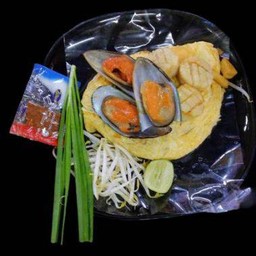 ผัดไทย หอยแมลงภู่