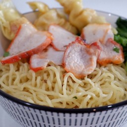 บะหมี่เกี๊ยวหมูแดง 3 ก้อน