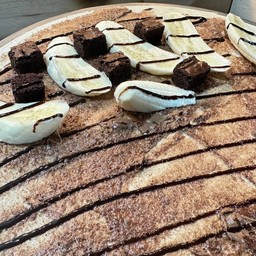 เครป นูเทลล่า กล้วย บราวนี่