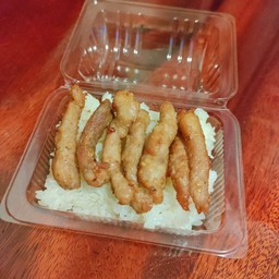 ร้านแม่หญิง ข้าวเหนียวหมูทอด