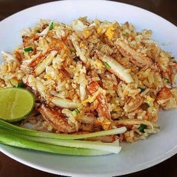 ข้าวผัดปูเล็ก
