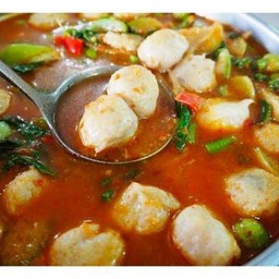 แกงป่าลูกชิ้นปลาอินทรีย์+ข้าว