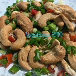 ยำเม็ดมะม่วง