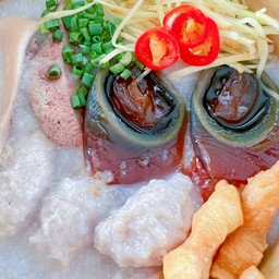 โจ๊กไข่เยี่ยวม้า