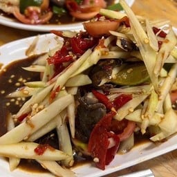 ตำปูจืด 2 ตัว(ปูแสม)