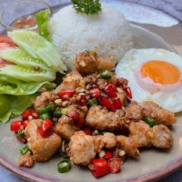 ข้าวหมูคั่ว ไข่ดาว