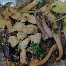 หมูสามชั้น+หมึกกรอบ อบวุ้นเส้น