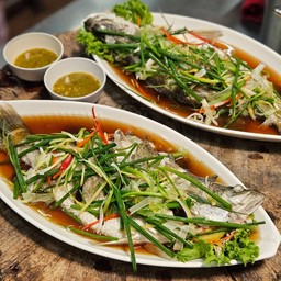 ปลากระพงนึ่งซีอิ๊ว