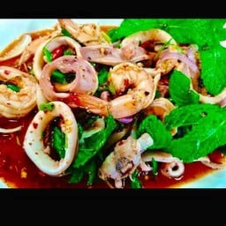 ลาบหมึก-กุ้ง