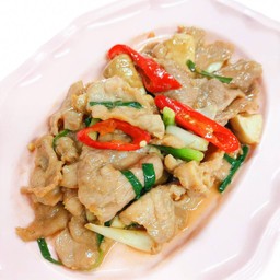 หมูหมักผัดน้ำมันหอย