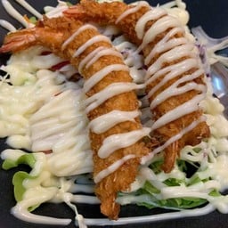 สลัดกุ้งทอด