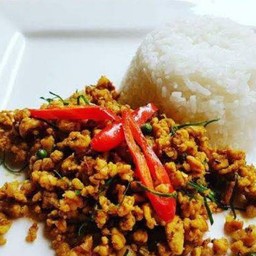 คั่วกลิ้งหมูสับราดข้าว+ไข่ดาว