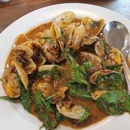 หอยลายผัดพริกเผา