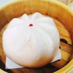 ซาลาเปาใส้หมูแดง