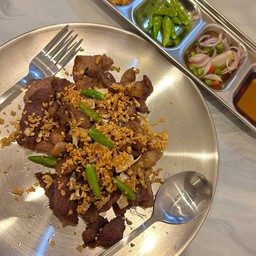 ทอดกระเทียม