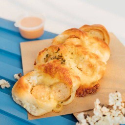 ขนมปังไส้กรอกชีส