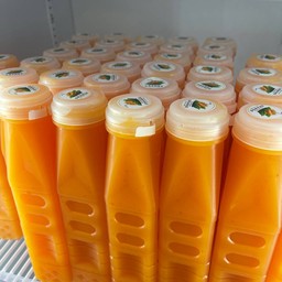 น้ำส้มคั้น