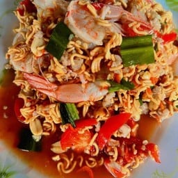 ตำมาม่าดิบกุ้งลวก