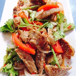 ยำหมูย่าง