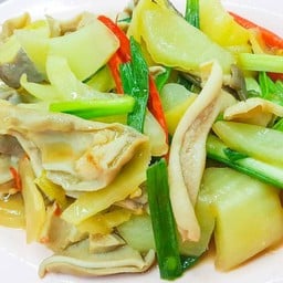 กะเพาะหมูผัดเกี่ยมฉ่าย