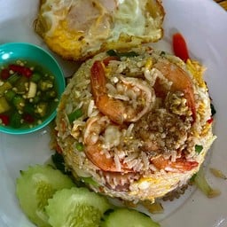 ข้าวผัดทะเล
