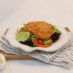 สลัดไก่ทอด