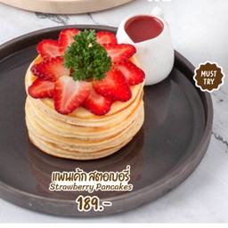 แพนเค้ก สตรอเบอร์รี่