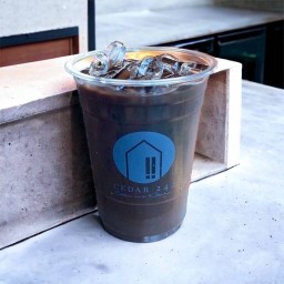 Iced Mint Cocoa (Non-Dairy)