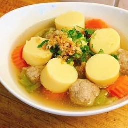 กระเพราโครตพริกแห้ง