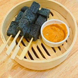 ปังเสียบชาโคล-ครีมโอวัลติน