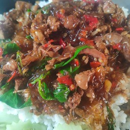 กะเพราเครื่องใน