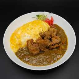 G12 - ข้าวแกงกะหรี่ ไข่ลาวา ไก่คาราเกะ