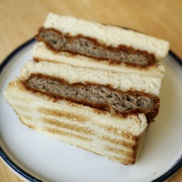 Bulldog Pork Katsu Sando หมู คัตสึ ซันโด ซอสบลูด็อก