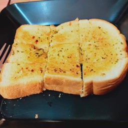 ปังกระเทียม