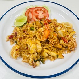 ข้าวผัดต้มยำ
