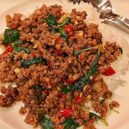 ข้าวกะเพราหมูสับ